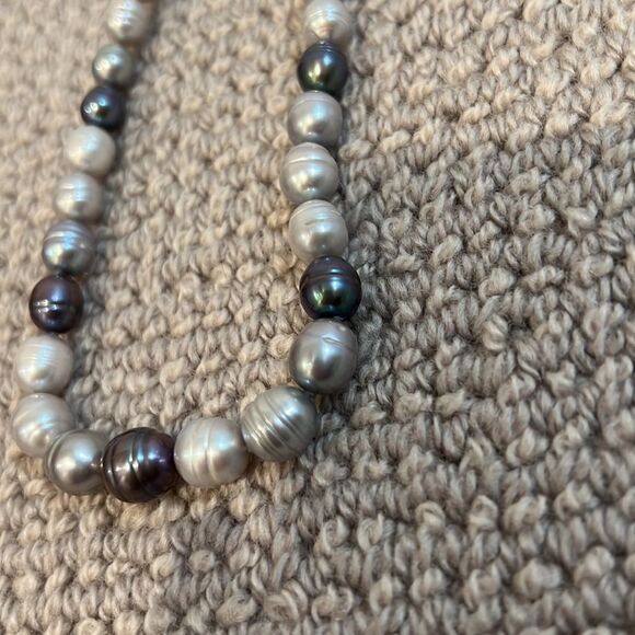 Multicolored pearl necklace - Picture 10 of 10